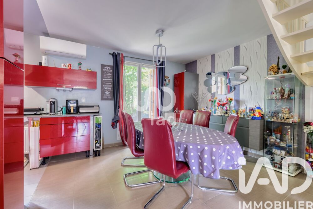 Vente Maison Vente Maison traditionnelle 6 pièces Claye-souilly