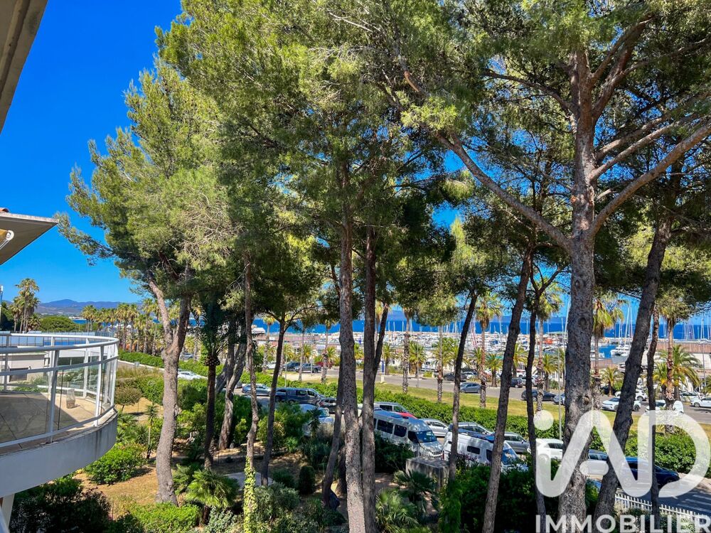 à vendre  Appartement Hyères (83400)
