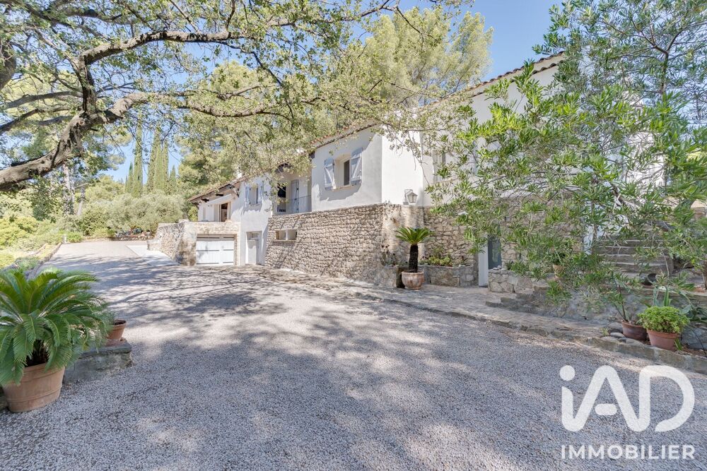 Vente Maison Vente Maison traditionnelle 8 pièces La cadière-d'azur