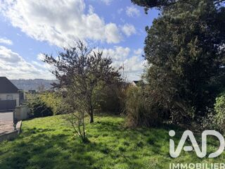  Terrain à vendre 592 m²