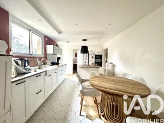  Maison � vendre 8 pi�ces 228 m�