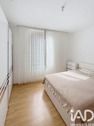  Immeuble � vendre 230 m�