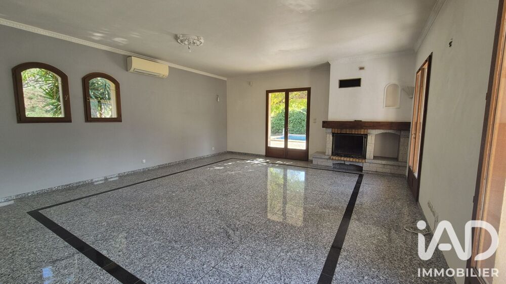 Vente Maison Vente Maison traditionnelle 6 pièces Solliès-toucas