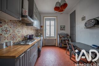  Immeuble à vendre 182 m²