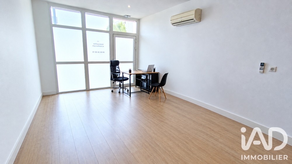   Vente Boutique/Local commercial 66 m&sup2; 