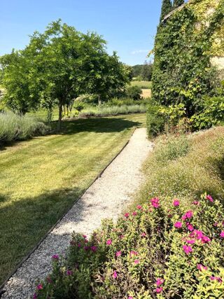  Maison � vendre 8 pi�ces 200 m�