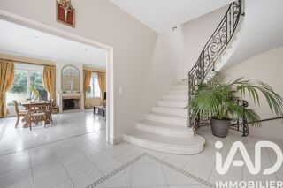  Maison à vendre 10 pièces 251 m²