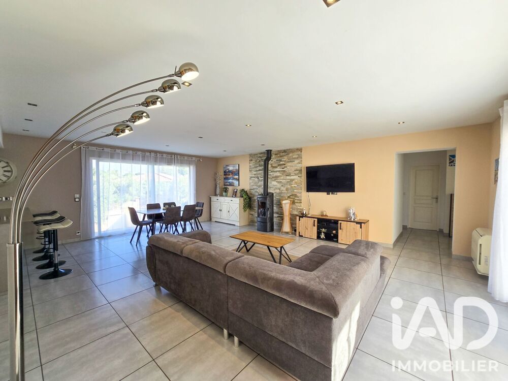à vendre  Maison Moncale (20214)