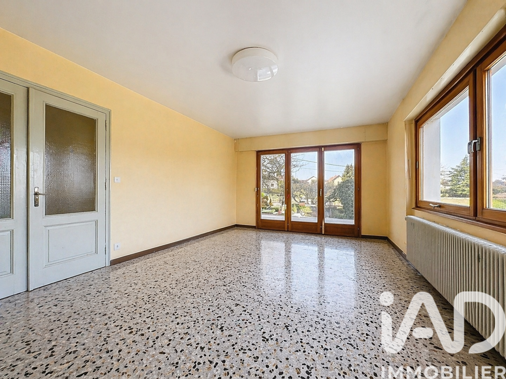 Vente Maison Vente Maison traditionnelle 7 pièces Publier