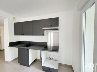  Appartement à louer 3 pièces 66 m²