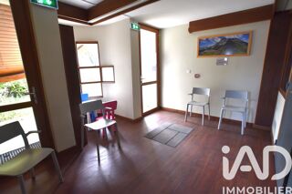  Maison à vendre 15 + pièces 251 m²