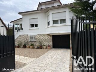  Maison à vendre 8 pièces 230 m²