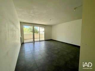 Appartement à louer 3 pièces 64 m²