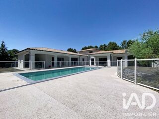  Maison à vendre 10 pièces 236 m²