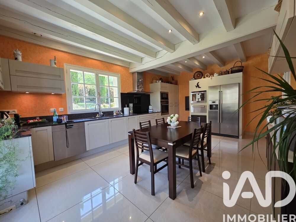 à vendre  Maison Saint-Céré (46400)
