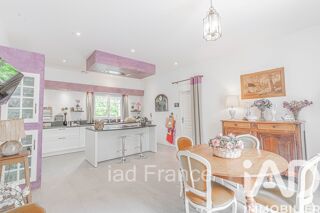  Maison � vendre 9 pi�ces 270 m�