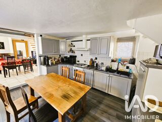  Maison à vendre 9 pièces 241 m²