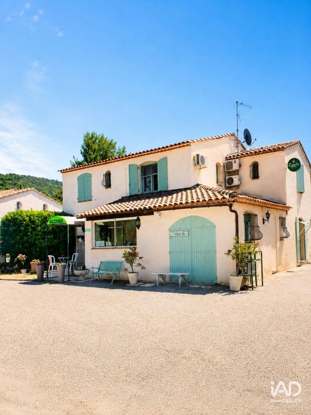   Vente Hôtel-restaurant 880 m&sup2; 