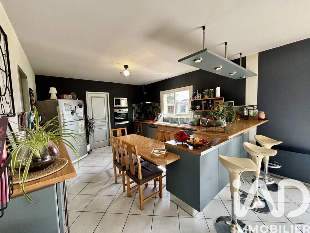 Vente Maison Vente Maison d'architecte 5 pièces Sainte-eulalie