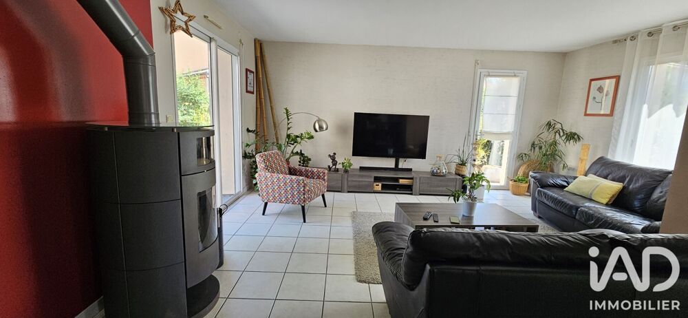 Vente Maison Vente Maison traditionnelle 7 pièces La haie-fouassière