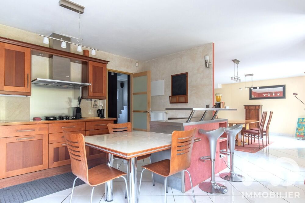 Vente Maison Vente Pavillon 8 pièces Mandres-les-roses
