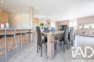  Maison à vendre 10 pièces 201 m²