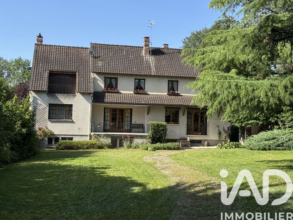 Maison 11 pièces 250 m² · à Samoreau · 250 m² · 599 000 €