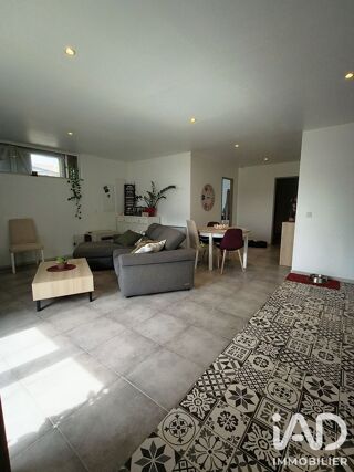  Appartement à louer 3 pièces 74 m²