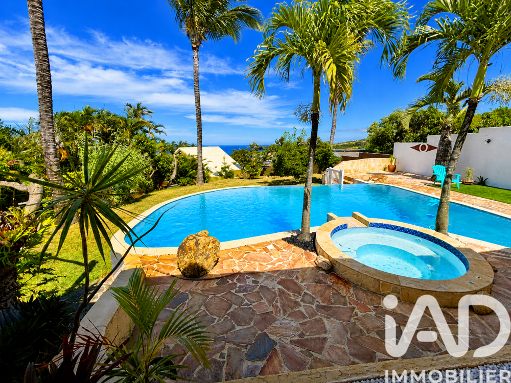 vente Maison - 5 pièce(s) - 137 m² Petite-Île (97429)