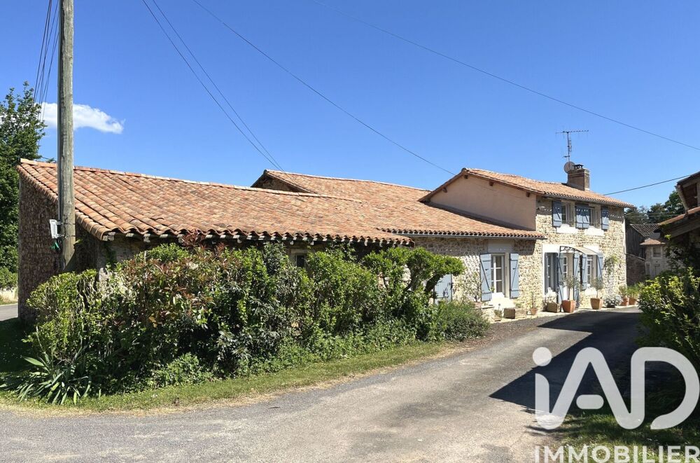 Vente Maison Vente Maison/villa 9 pièces Valence-en-poitou
