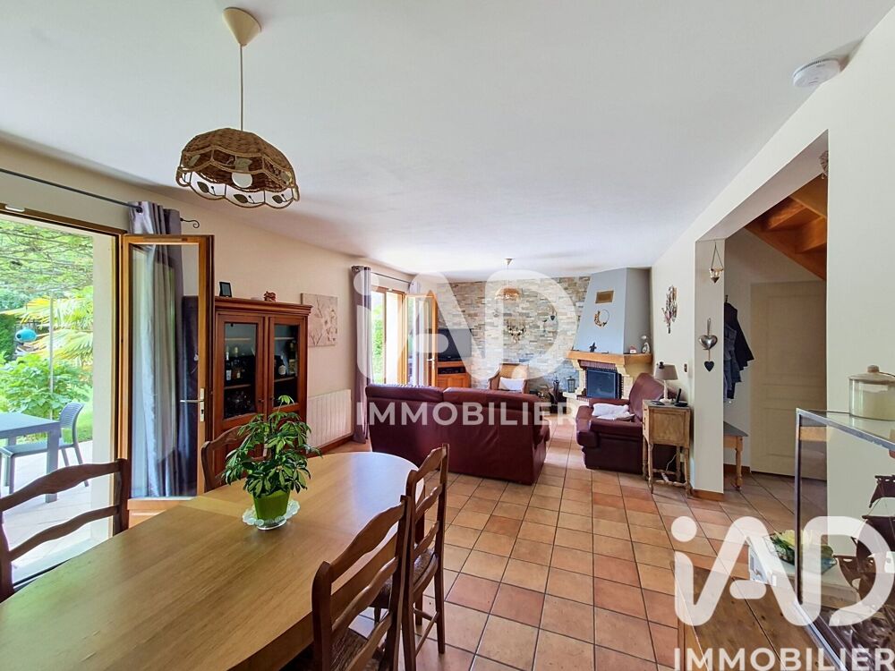 vente Maison - 5 pièce(s) - 145 m² Rozay-en-Brie (77540)