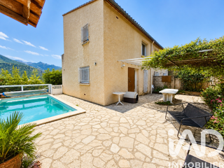  Maison � vendre 9 pi�ces 275 m�