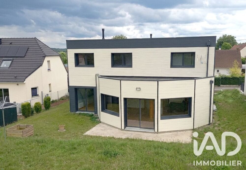 Vente Maison Vente Maison d'architecte 7 pièces Naours