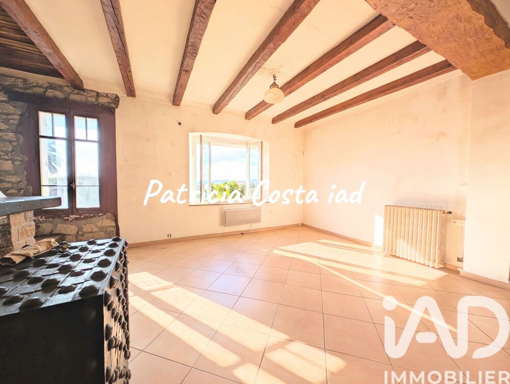 Vente Maison Vente Maison traditionnelle 8 pièces Saint-raphaël
