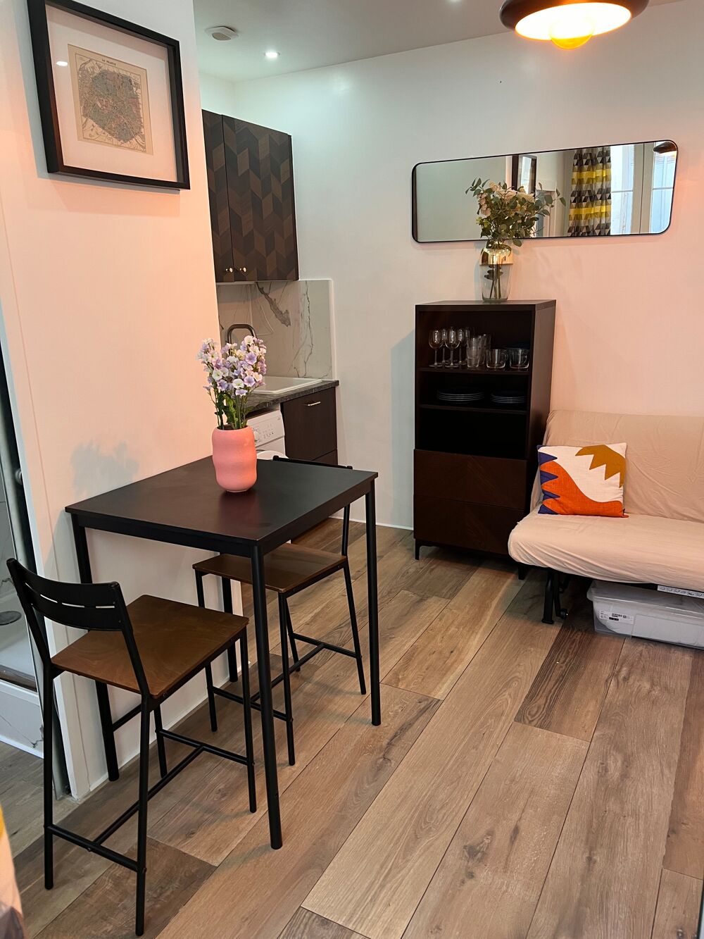Vente Appartement Studio refait a neuf 13,17 m2 Metro Gambetta Paris 20