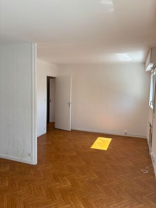  Appartement à louer 3 pièces 67 m²