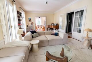  Maison � vendre 8 pi�ces 320 m�