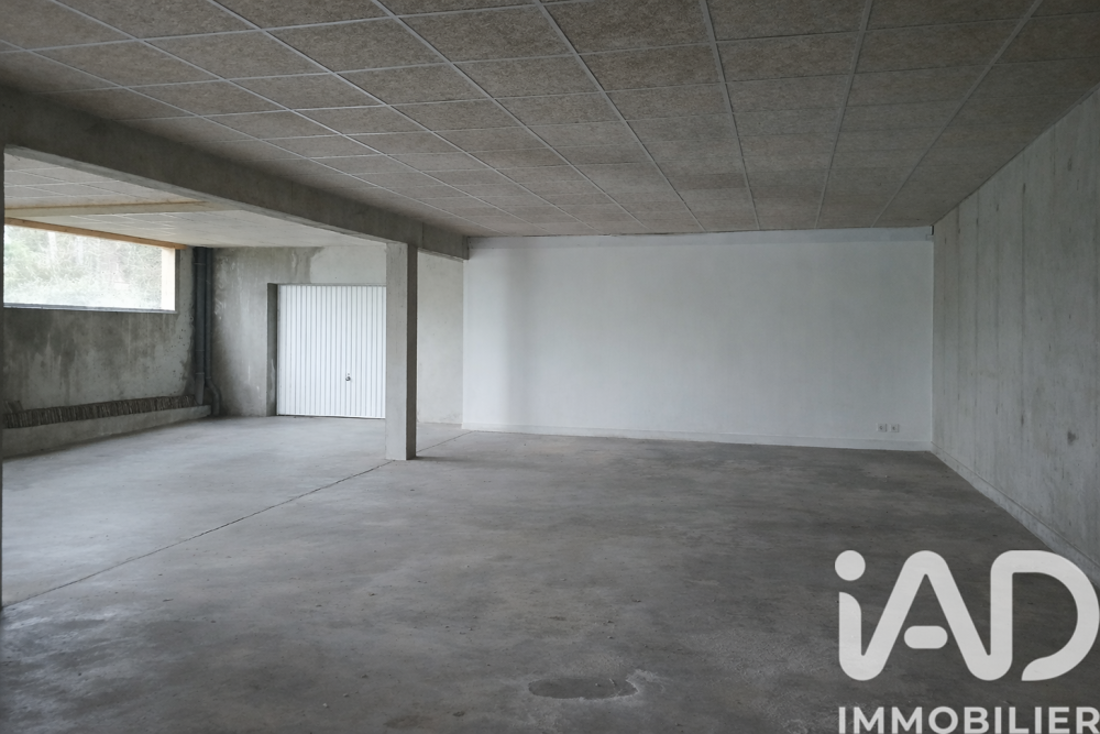 Vente Parking/Garage Vente Garage 170 m&sup2; Champforgeuil