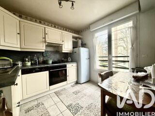  Appartement à louer 4 pièces 84 m²