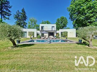  Maison à vendre 8 pièces 262 m²
