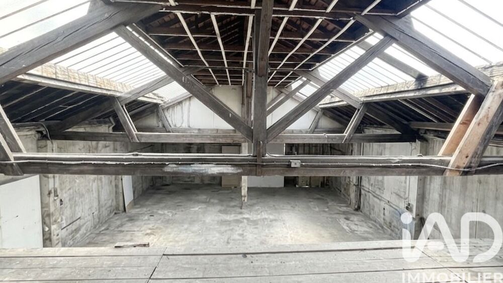 Vente Parking/Garage Vente Garage 200 m&sup2; Saint-Étienne
