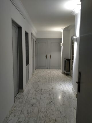  Appartement à louer 5 pièces 96 m²
