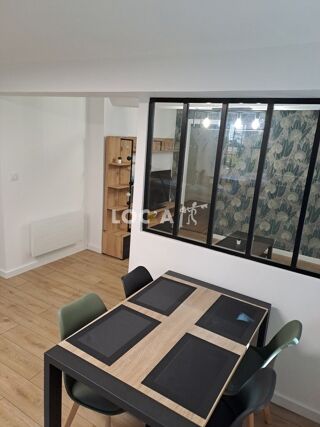  Appartement à louer 2 pièces 50 m²