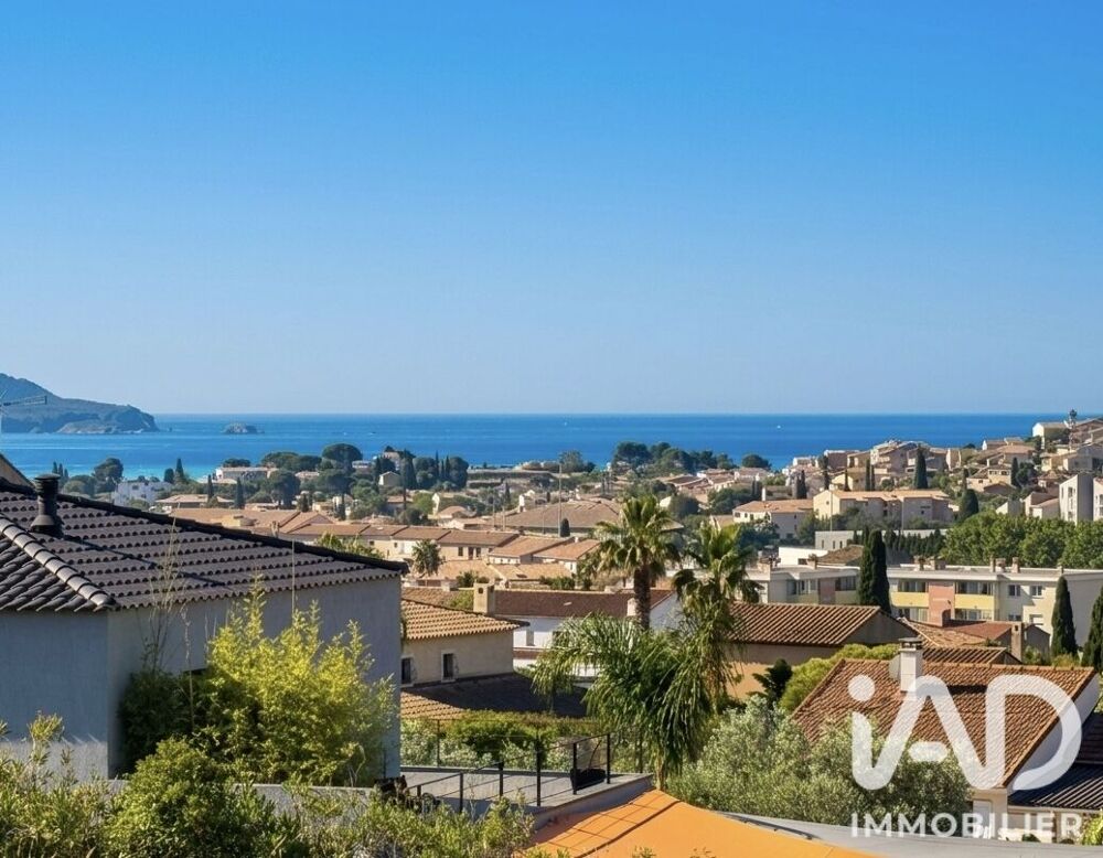 Vente Maison Vente Maison traditionnelle 5 pièces Carqueiranne