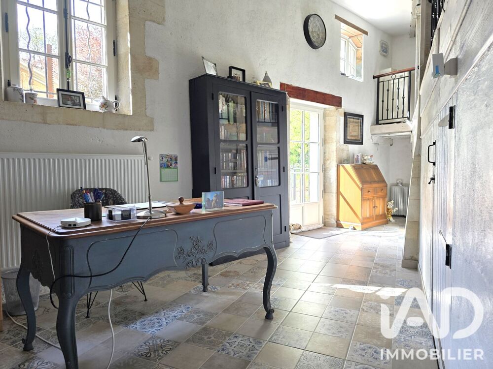 à vendre  Maison Bourg-Charente (16200)