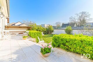  Maison à vendre 8 pièces 220 m²