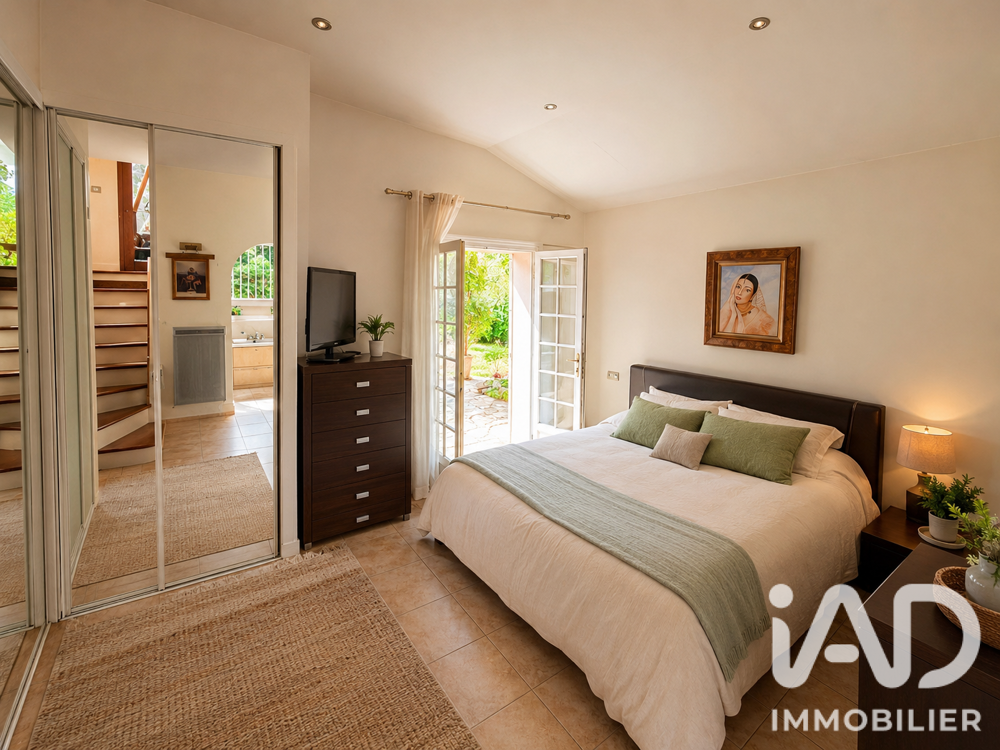 à vendre  Maison Saint-Raphaël (83700)