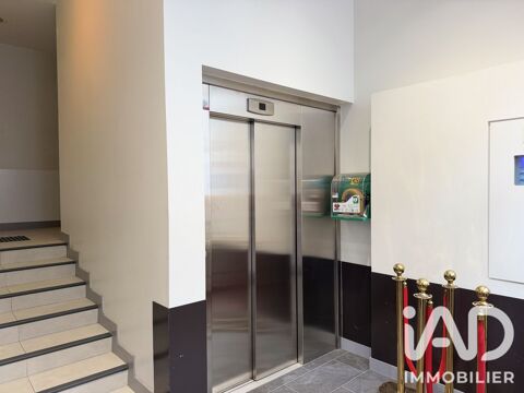   Vente Boutique/Local commercial 1 131 m&sup2; 