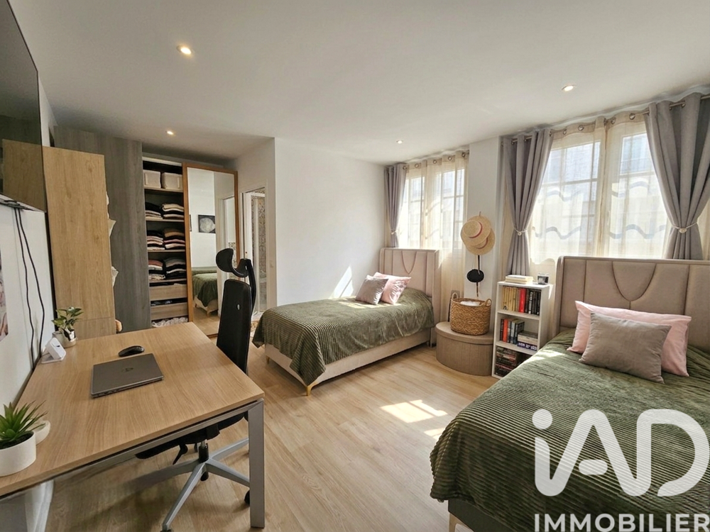 vente Appartement - 4 pièce(s) - 94 m² Clichy (92110)