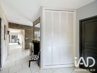  Maison à vendre 8 pièces 242 m²